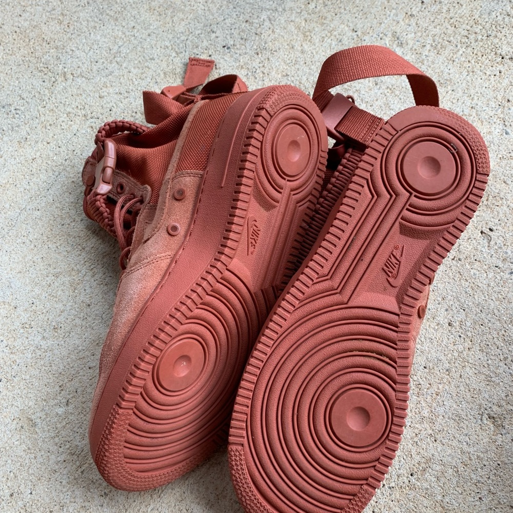 Mens Nike sneakers